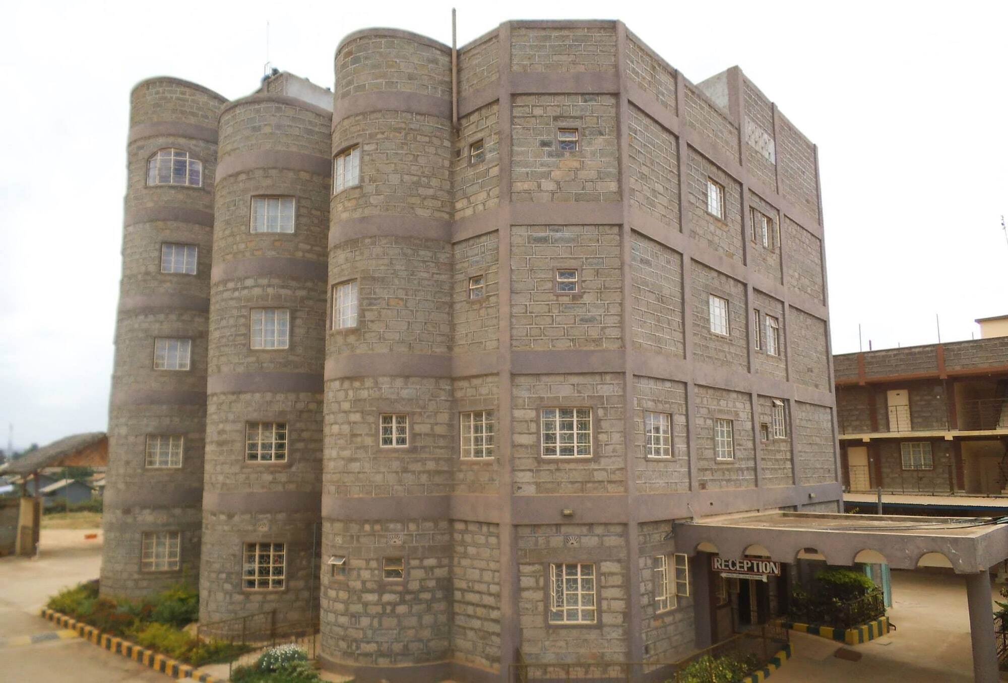 Nanyuki Simba Lodge Eksteriør billede